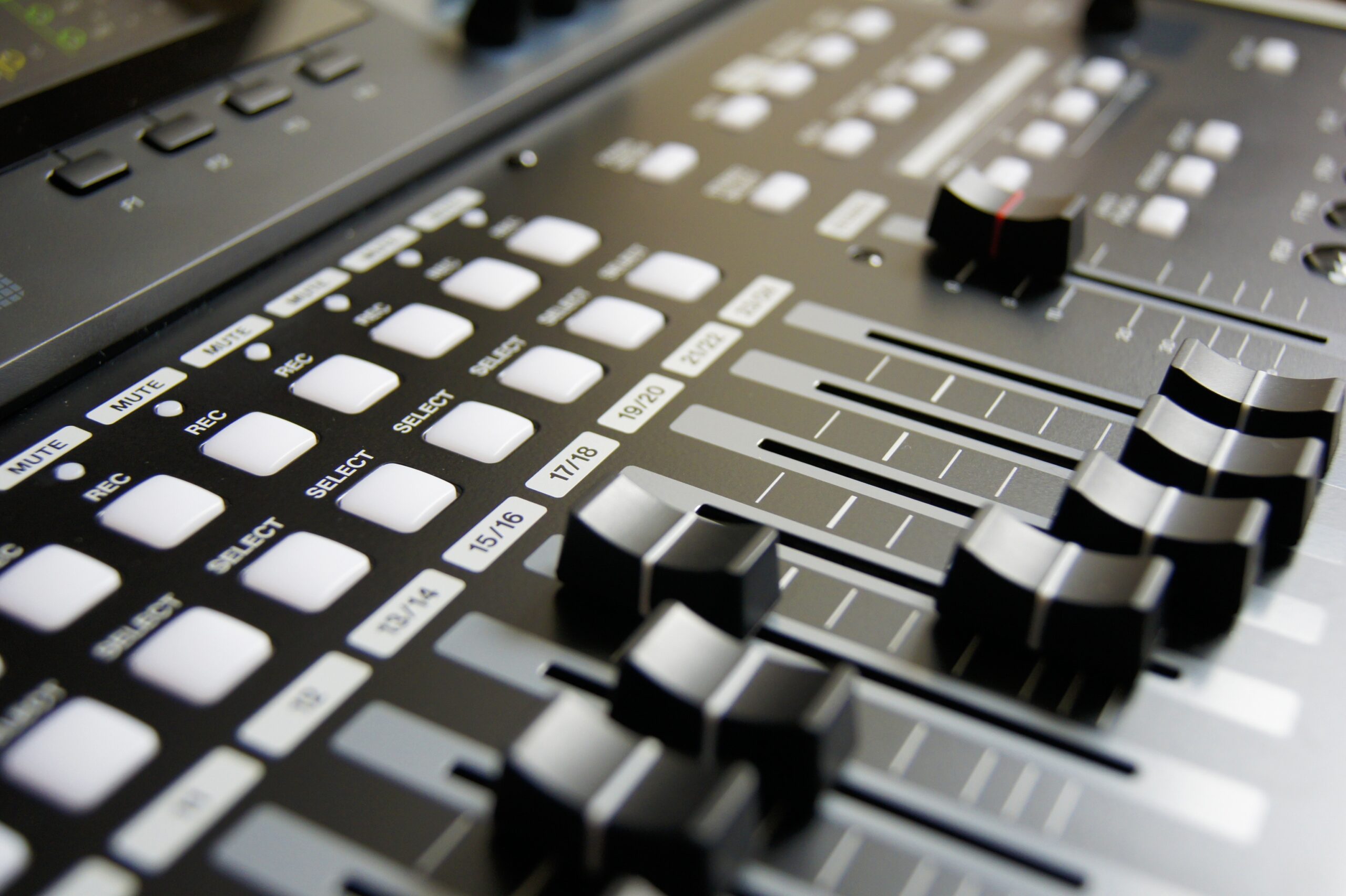 Mixing Console